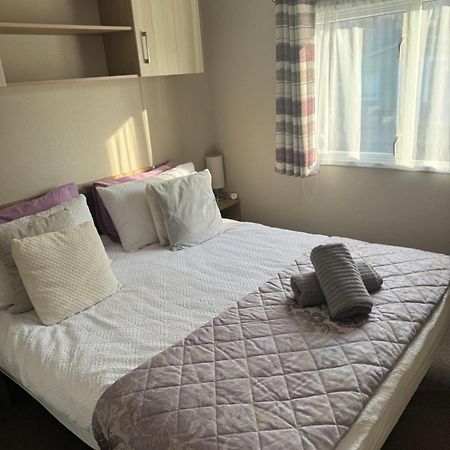 2 Bedroom Lakeview Lodge - Ensuite & Balcony Deck Carnforth Exteriör bild