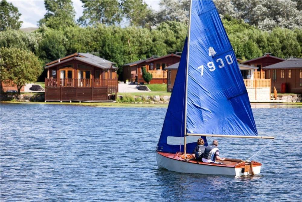 2 Bedroom Lakeview Lodge - Ensuite & Balcony Deck Carnforth Exteriör bild